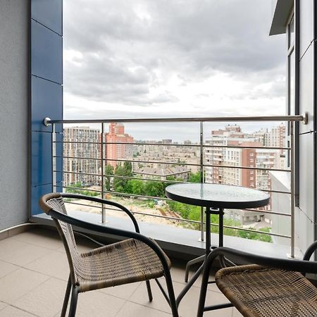 Petrovdom Apartaments 11-212 In Rc Central Park, 7 John Mccain Street Киев Экстерьер фото